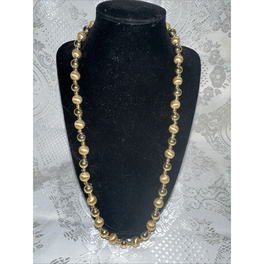 Signed Napier Vintage Textured and Smooth Gold Tone Beaded Necklace 22”